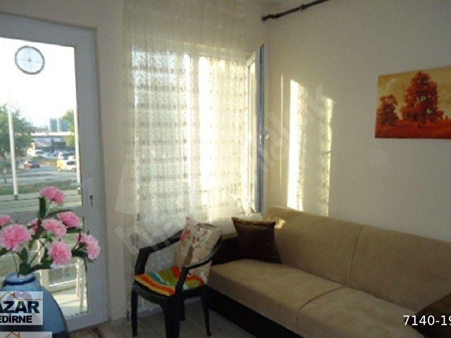 HIZLITREN GARI KARŞISI,MERKEZİ KONUMDA,HER YERE ÇOK YAKIN,FULL EŞYALI,BALKONLU 1+1 SATILIK DAİRE - Görsel 2