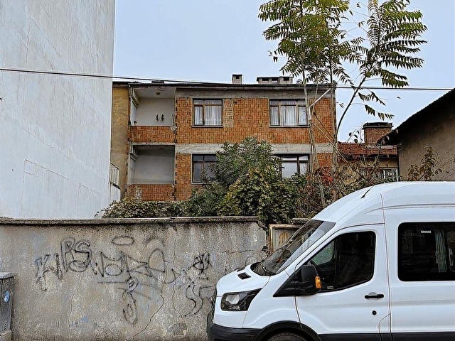 Kaleiçinde Satılık 3 Katlı Bina ve Arsa - Görsel 5