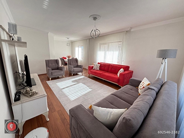AKDERE MAH 4+1 ASANSÖRLÜ 240m2 CADDE ÜZERİ MANZARALI SATILIK DUBLEKS - Görsel 2