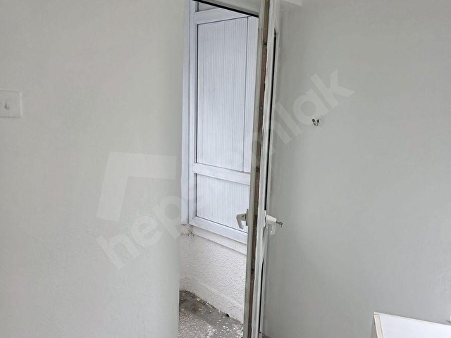 Bahçeli merkezi konumda kiralık  3 + 1 45000 - Görsel 10
