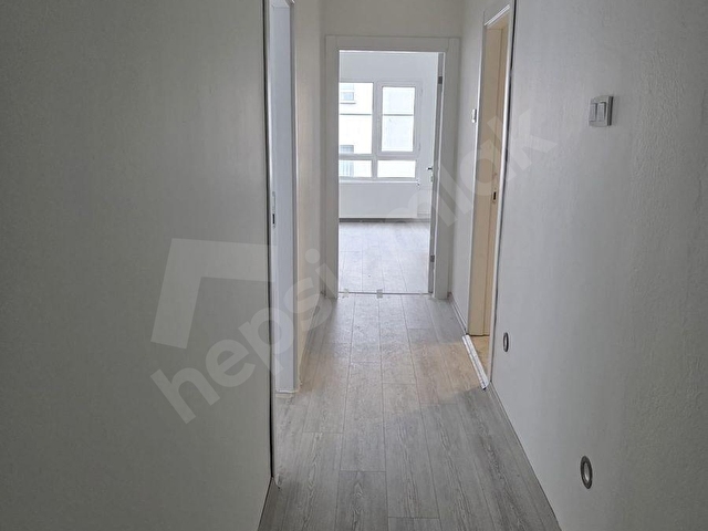 Bahçeli merkezi konumda kiralık  3 + 1 45000 - Görsel 19