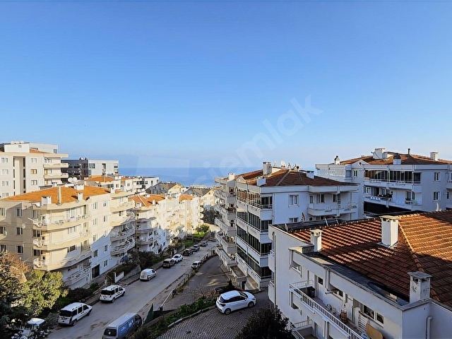 B.M REAL ESTATE SATILIK 3+1 DENIZ MANZARALI DAIRE