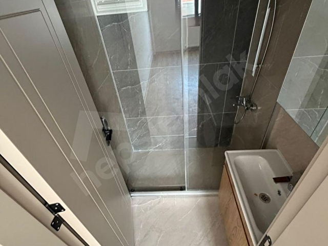 FİNANSDAN PAZARIN KARŞISINDA EMSALSİZ RAKAMA GENİŞ 4+1 DAİRE!!! - Görsel 30