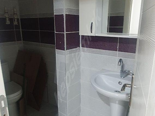 BURDUR MERKEZDE  2+0 AYRI MUTFAK LÜX  EŞYALI DAİRE - Görsel 7