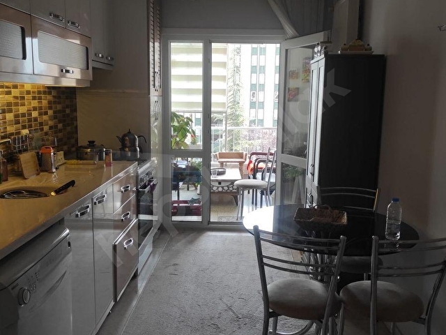 ERYAMANIN HARİKA SİTESİ DOĞAKENTTE SATILIK 3+1 DAİRE - Görsel 9
