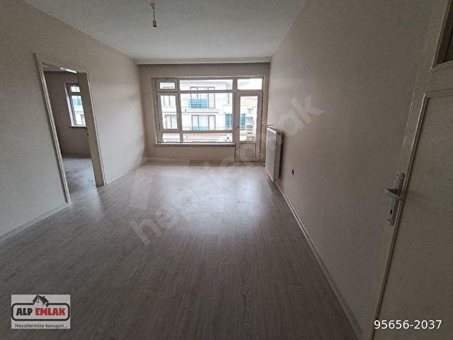 KEÇİÖREN ASFALTTA 2+1 ÜST KAT ÖN KİRALIK DAİRE - Görsel 12