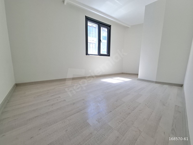 MEVLANA MAH 3+1 TERS DUBLEX KÖŞE BAŞI TOPRAK TEMASIZ BALKONLU - Görsel 8