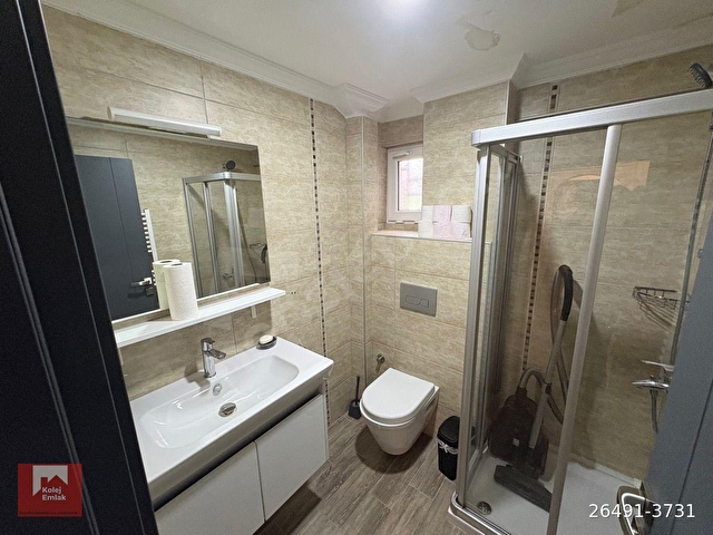 YÜKSEL CADDESİ BAYINDIR 2 SOKAKTA KÖŞEDE BAHÇE KULLANIMLI 2+1 KOMBİLİ - Görsel 9