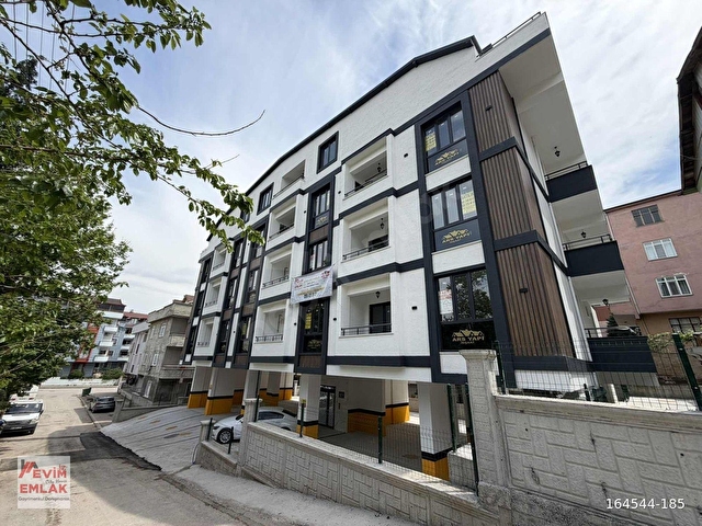 EVİMDEN HARİKA KONUMDA LÜKS 2+1 DAİRE 100m2