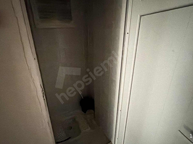 ALAYBEYDE FULL EŞYALI CADDE ÜZERİ ASANSÖRLÜ 2+1 KİRALIK DAİRE - Görsel 4