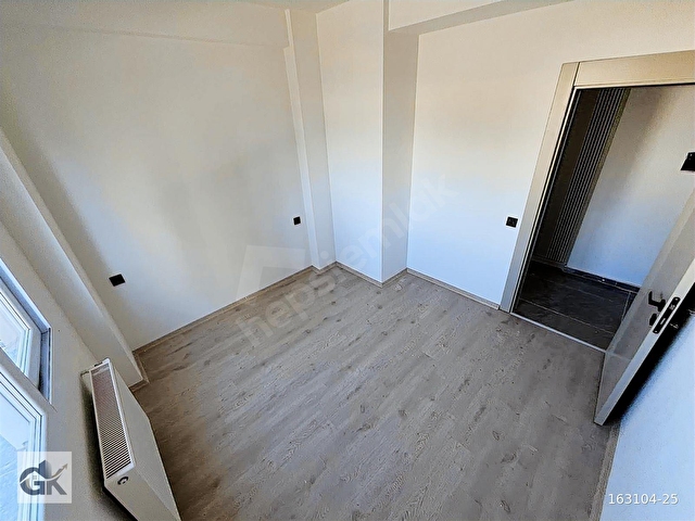 MERSİN MEZİTLİ KİRALIK GENİŞ BALKONLU SIFIR 1+1 DAİRE - Görsel 24