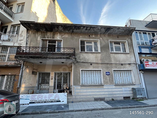GALATA’DAN YENİCAMİ MAH. 178 m2  4 KATLI TİCARİ VE KONUT İMARLI ARSA - Görsel 2