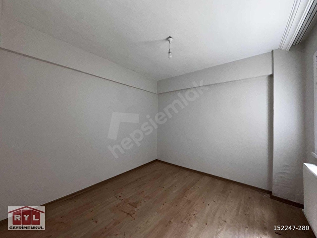 Ümraniye Atatürk Mahallesinde kiralık 2+1 daire - Görsel 5