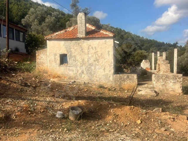 Bodrum Kızılağaç içinde kargir ev ve avlusu mevcut 786 m2 arsa - Görsel 5