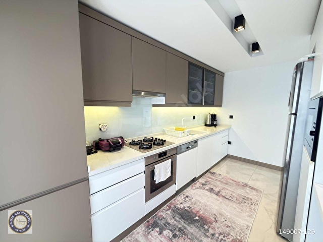 NEFES ÇENGELKÖY SİTESİNDE MANZARALI 3+1 ULTRA LÜX SATILIK DAİRE - Görsel 8