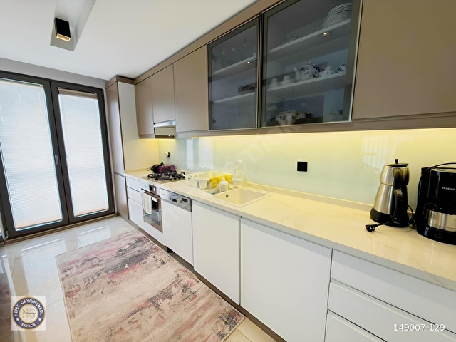 NEFES ÇENGELKÖY SİTESİNDE MANZARALI 3+1 ULTRA LÜX SATILIK DAİRE - Görsel 11