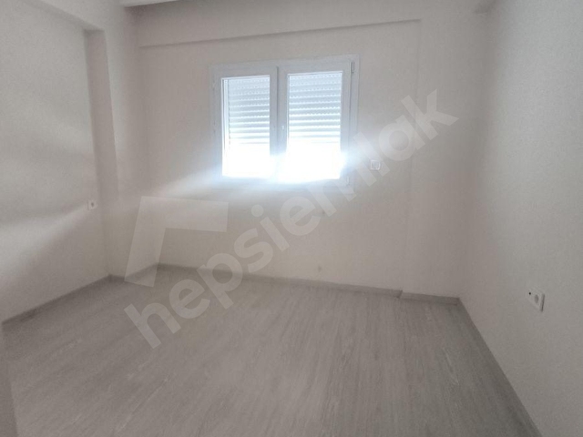 İKÇÜ yakınında doğalgazlı kiralık 1+1 - Görsel 13