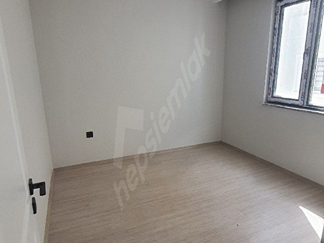 Mevlana mah. Bornova Caddesine Cagaloğluna Tranvaya Usluoğluna yakın Kiralık  1+1 - Görsel 2