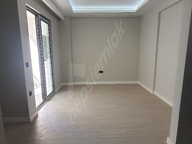Mevlana mah. Bornova Caddesine Cagaloğluna Tranvaya Usluoğluna yakın Kiralık  1+1 - Görsel 9