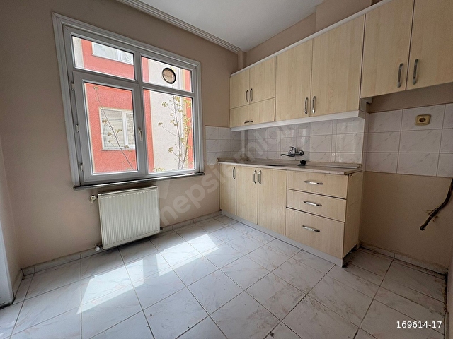 SANCAKTEPE/ATATÜRK MAH ARAKAT 75 m2 NET SATILIK 1+1DAİRE İSKANLI