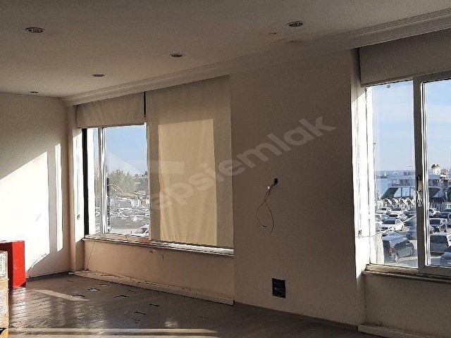 Aksaray Yenikapıda Birçok İşkoluna Uygun Üçkatlı ve Bodrumlu Kiralık Bina - Görsel 25