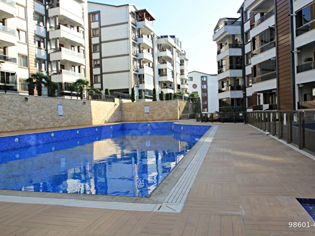 GÖLCÜK DONANMA MAH. ALTINŞEHİR SİTESİNDE KİRALIK 4+1 LÜKS GENİŞ DAİRE