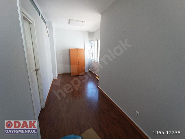 ATATÜRK CADDESİ, GÜLBAHÇESİ SİTESİNDE SATILIK OFİS - Görsel 9