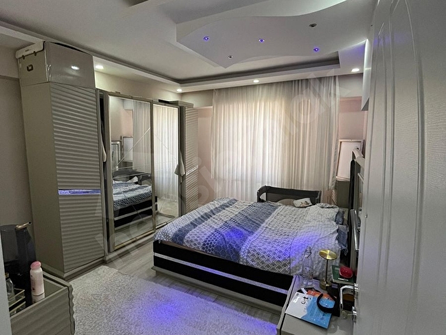 ACİLL SATILIK 4+1 odalı fulll bakımlı cadde üzeri arakat daire - Görsel 11