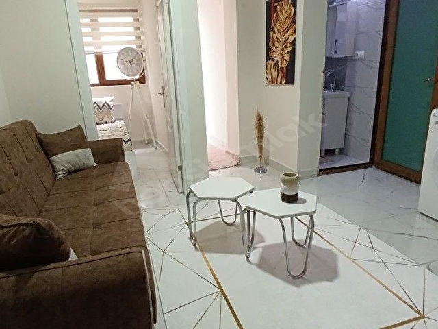 KINIKLI KAMPÜS MEVKİ KİRALIK 1+1 FIRSAT BAHÇE KATI APART - Görsel 6