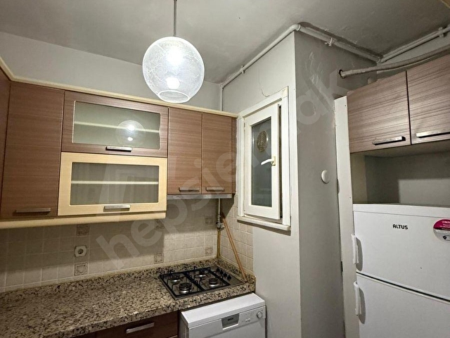 BEYOGLU TOPHANEDE FULL EŞYALI KİRALIK 2+1 DAİRE - Görsel 2