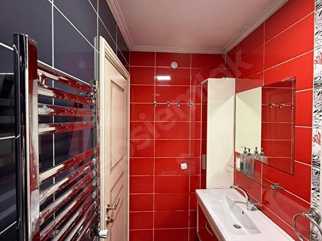 BEYOGLU TOPHANEDE FULL EŞYALI KİRALIK 2+1 DAİRE - Görsel 5