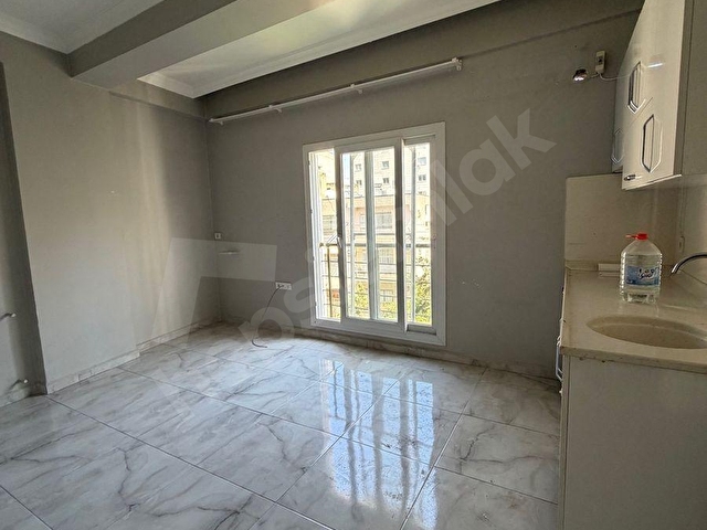 Ay as emlaktan İskenderun Barbaros Mahallesi’nde kiralık 1+1 dairele
