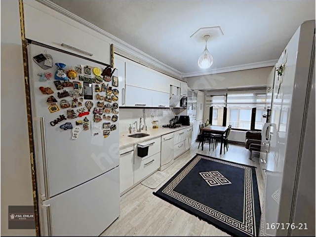 ASİL EMLAK | ŞEHRİN GÖBEĞİNDE BÜYÜK 3+1 SATILIK DAİRE - Görsel 11