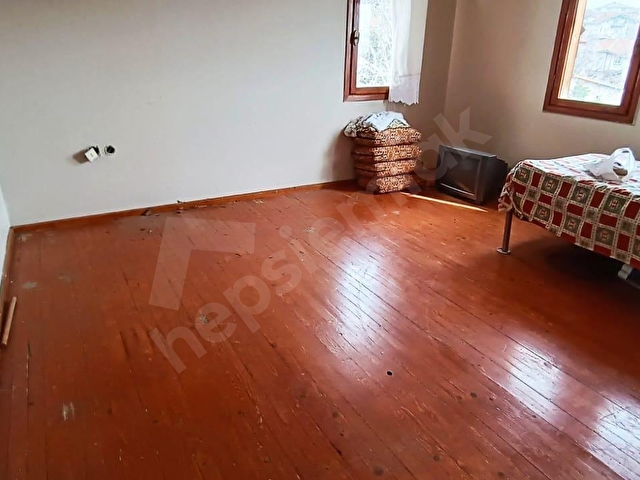 KARABÜK SAFRANBOLU YAZIKÖY DE SATILIK 3 KATLI MÜSTAKİL EV - Görsel 27