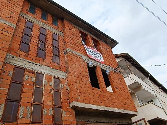 KARABÜK SAFRANBOLU YAZIKÖY DE SATILIK 3 KATLI MÜSTAKİL EV - Görsel 6
