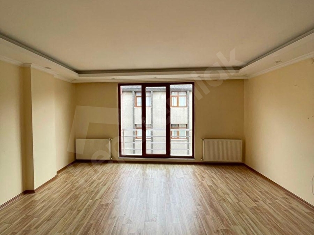 Gülbaba Emlaktan Ulubatlıda 12 Yıllık Binada 4+2 Dubleks Daire - Görsel 5