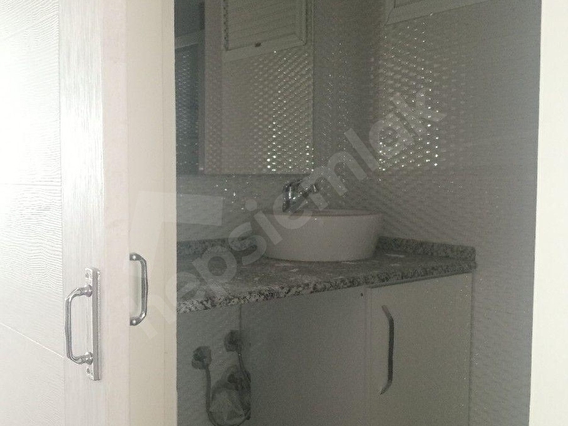 HATAY İNÖNÜ CADDESİNE 2 DK, 163 SOKAKTA BAKIMLI 2+1 - Görsel 12