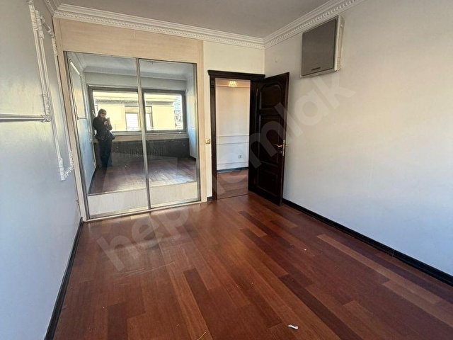 İmajPlusdan Valikonağı Cad.sinde Köşe Konumlu,Manzaralı,Ferah,Bakımlı - Görsel 16