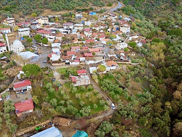 HAKİM EMLAKTAN KUŞADASINA YAKIN KÖY İÇİ İMARLI TEK TAPU ARSA - Görsel 10