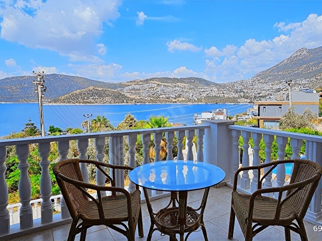 Denize 150 Metre Mesafede İmarlı 4+1 Müstakil Villa - Görsel 17