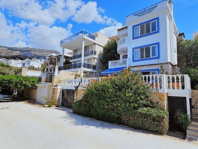 Denize 150 Metre Mesafede İmarlı 4+1 Müstakil Villa - Görsel 8