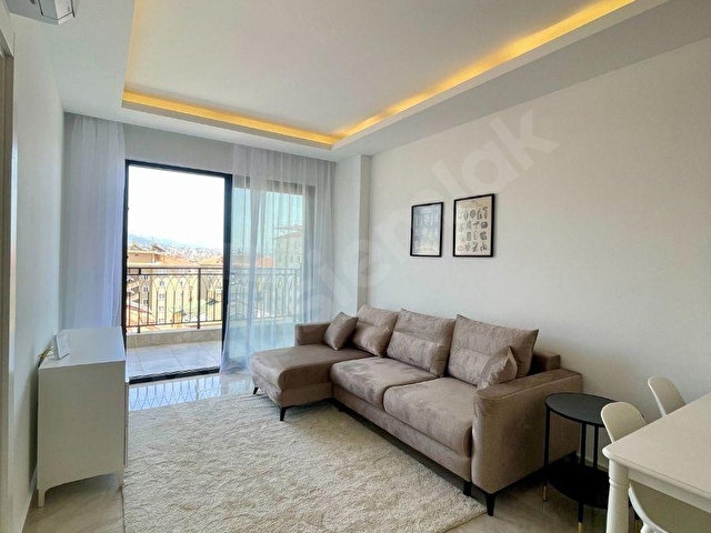 ALANYA CUMHURİYET MAHALLESİNDE SATILIK 2+1 DAİRE  DENİZE 200 METRE DENİZ MANZARALI FULL EŞYALI - Görsel 4