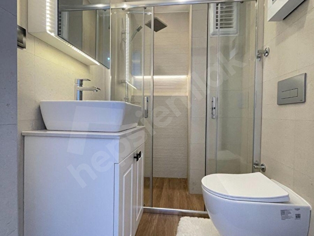 ALANYA CUMHURİYET MAHALLESİNDE SATILIK 2+1 DAİRE  DENİZE 200 METRE DENİZ MANZARALI FULL EŞYALI - Görsel 13