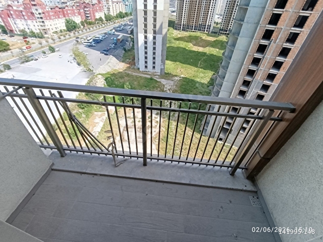 BAHÇEŞEHİR SUİTES SATILIK 2+1 TEMİZ DAİRE - Görsel 10