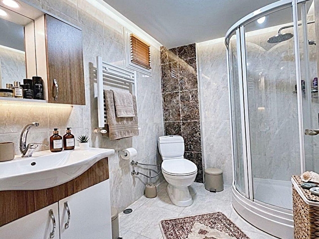 BAHÇEŞEHİR LOKASYONUNDA SATILIK FERAH, AYDINLIK 2+1 DAİRE - Görsel 15