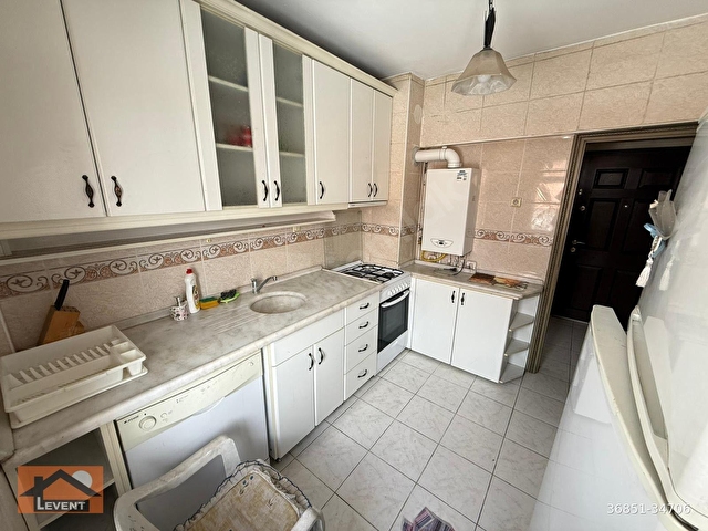 LEVENTTEN ÇETİN EMEÇ BULVARINA İKİ BİNA MESAFEDE 2+1,90 M2 KATTA ÖN CEPHE FULL EŞYALI KİRALIK