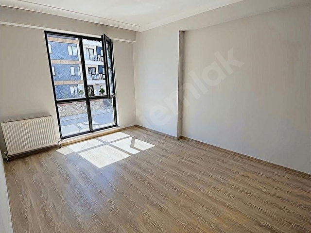 SCG GROUPTAN AİLE SİTESİNDE SIFIR EBV. BANYO AYRI MUTFAK 105M2 - Görsel 24