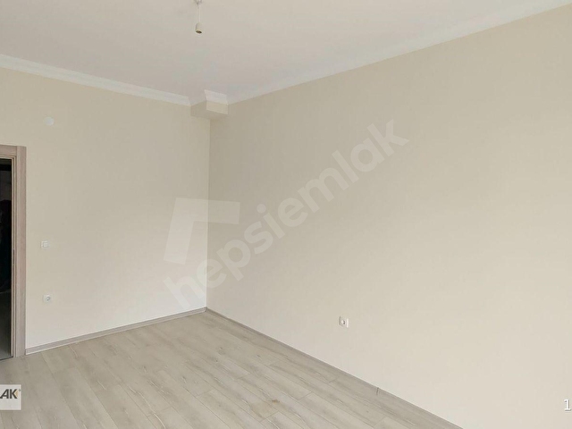 ALTIN EMLAKTAN VİZYON PARK SİTESİNDE 1+1 GENİŞ,BAHÇELİ DAİRE - Görsel 7