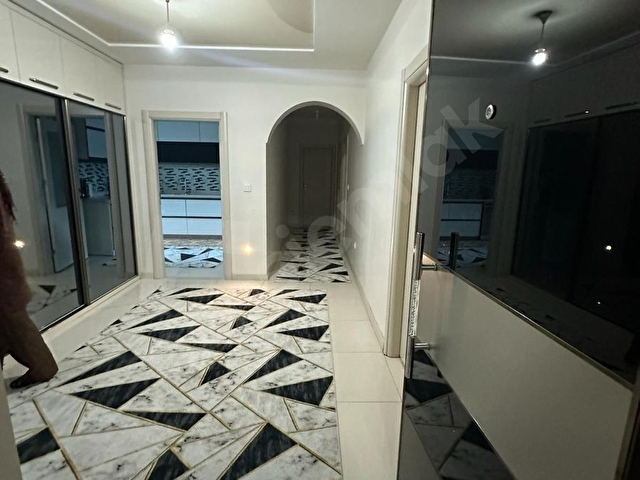 ŞEHİR MERKEZİNDE BULVAR ÜZERİNDE ÖNÜ AÇIK SATILIK 4+1 DAİRE - Görsel 4