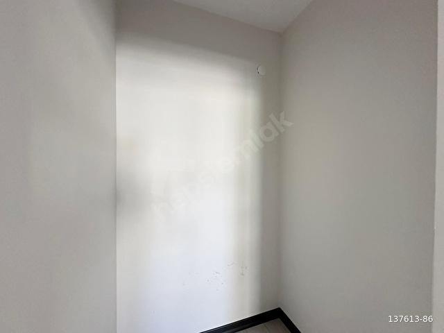 ERKILIÇ GAYRİMENKULDEN 8.CAD ÜZERİ GİYİNME ODALI 2+1 GİRİŞ KAT - Görsel 18